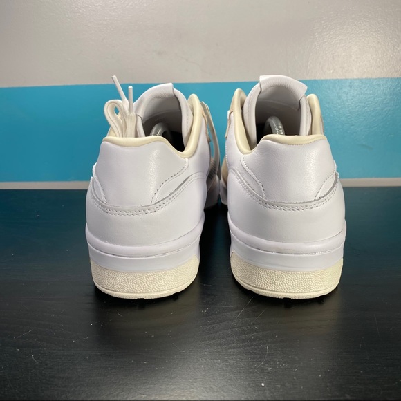 Adidas rivalry low off white leather shoes - Picture 4 of 8